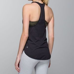 Lululemon 105 F Singlet (Seriously Light Luon)